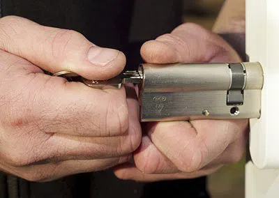 Whites Bend TN Locksmith Store Whites Bend, TN 615-472-9117 Whites Bend TN Locksmith Store Whites Bend, TN 615-472-9117